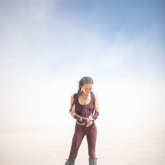 Meet your Posher, J - Picture 1 of 1